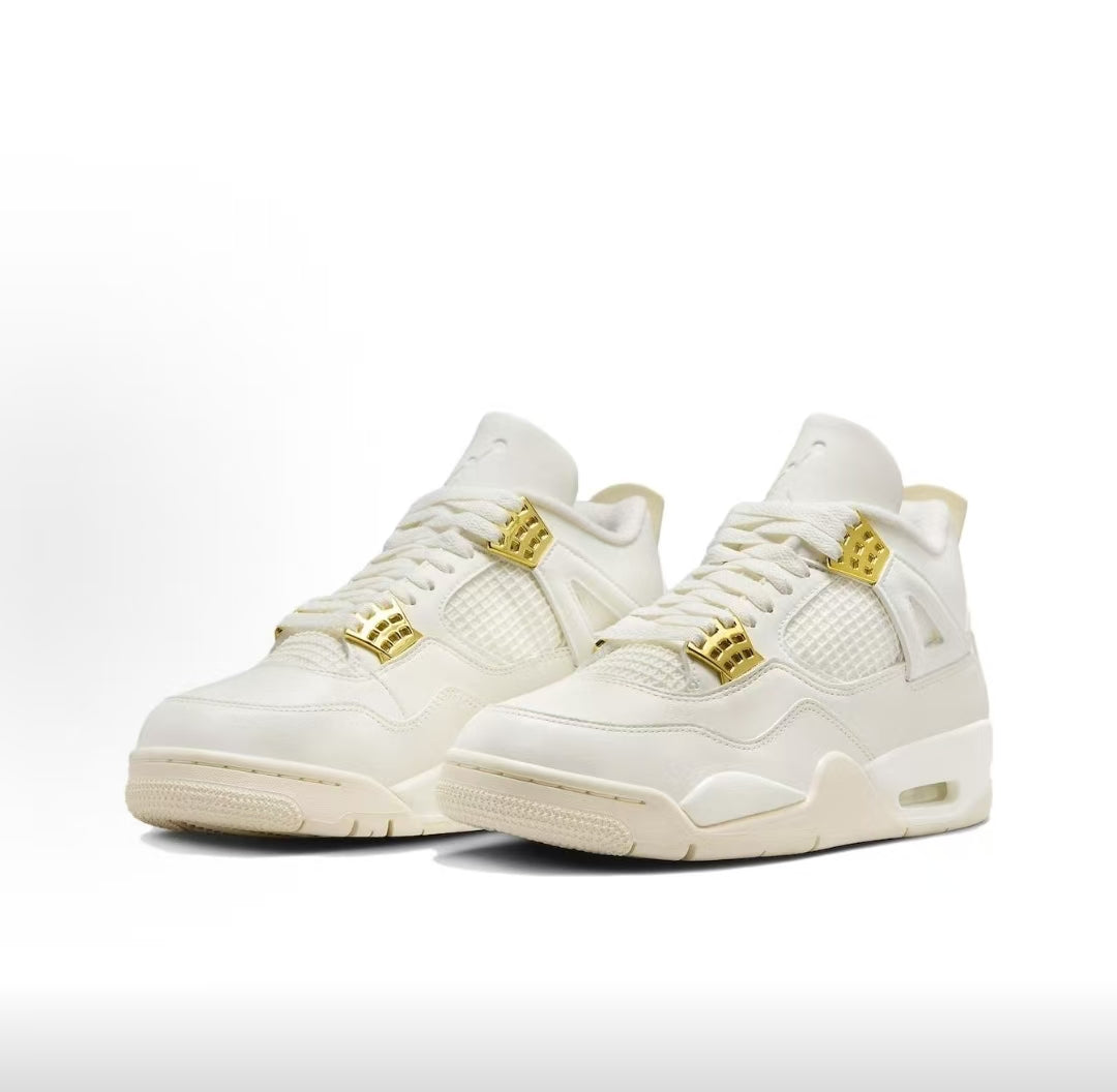 Jordan 4  - Metallic Gold / Sail