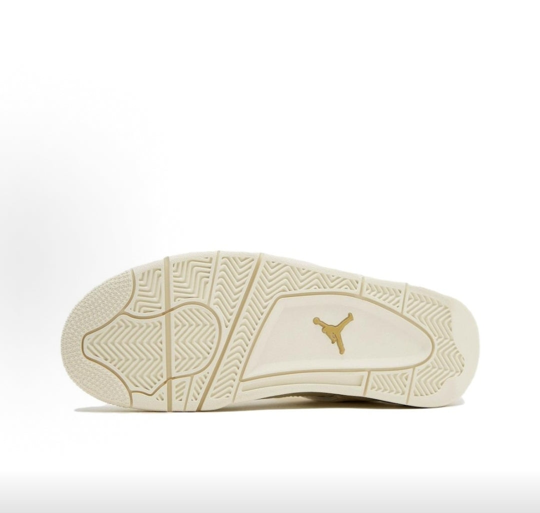 Jordan 4  - Metallic Gold / Sail