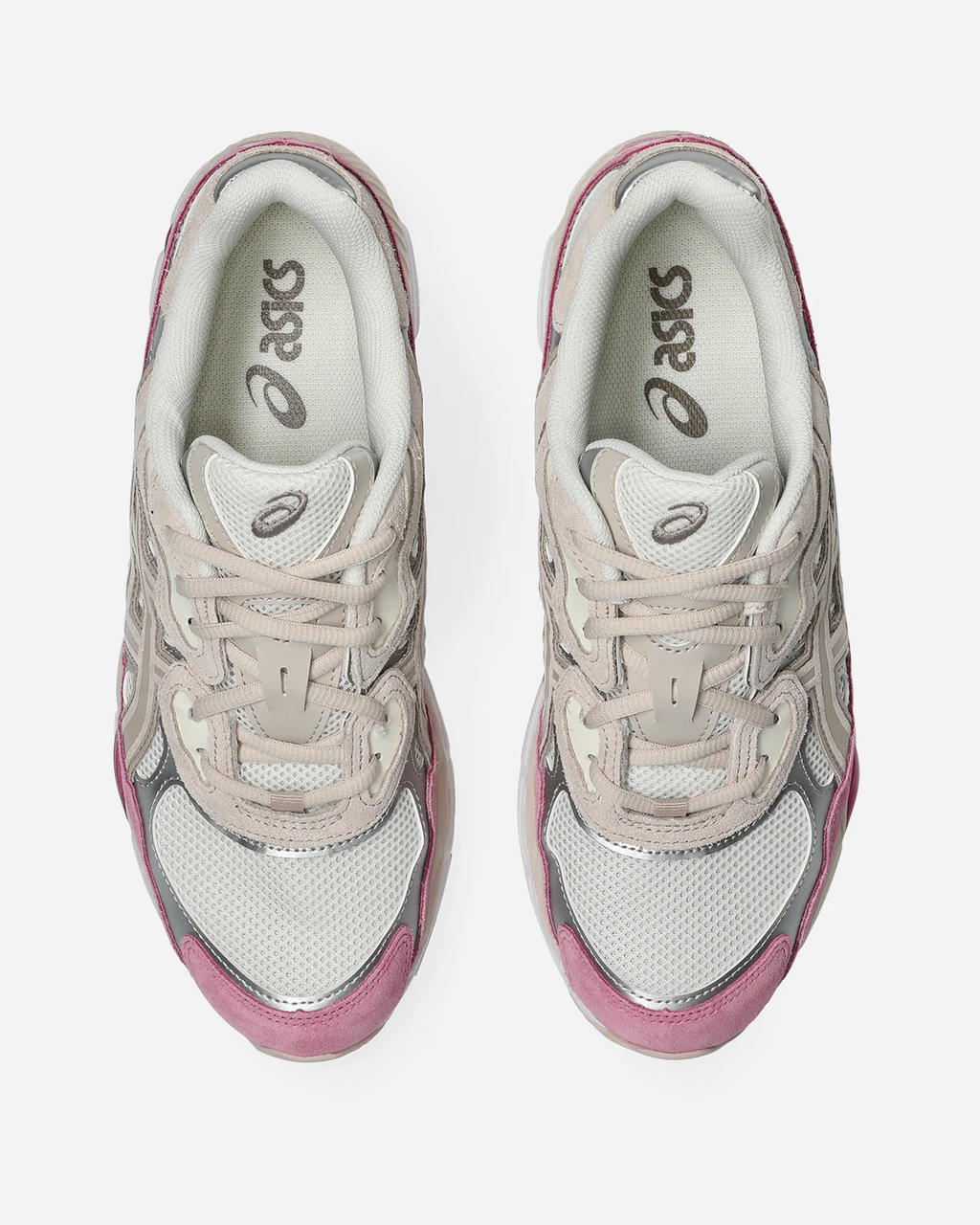 Chaussures de running ASICS beiges et roses