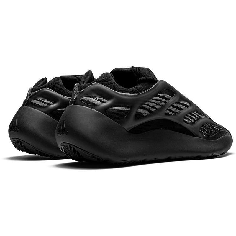 Yeezy 700 Sneakers Triple Black