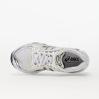 Chaussures de running ASICS blanches et noires